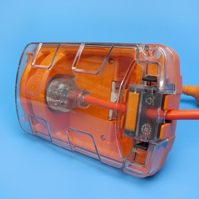 AMP-Fibian RV-Plus 15AMP To 10AMP Adapter W/RCD