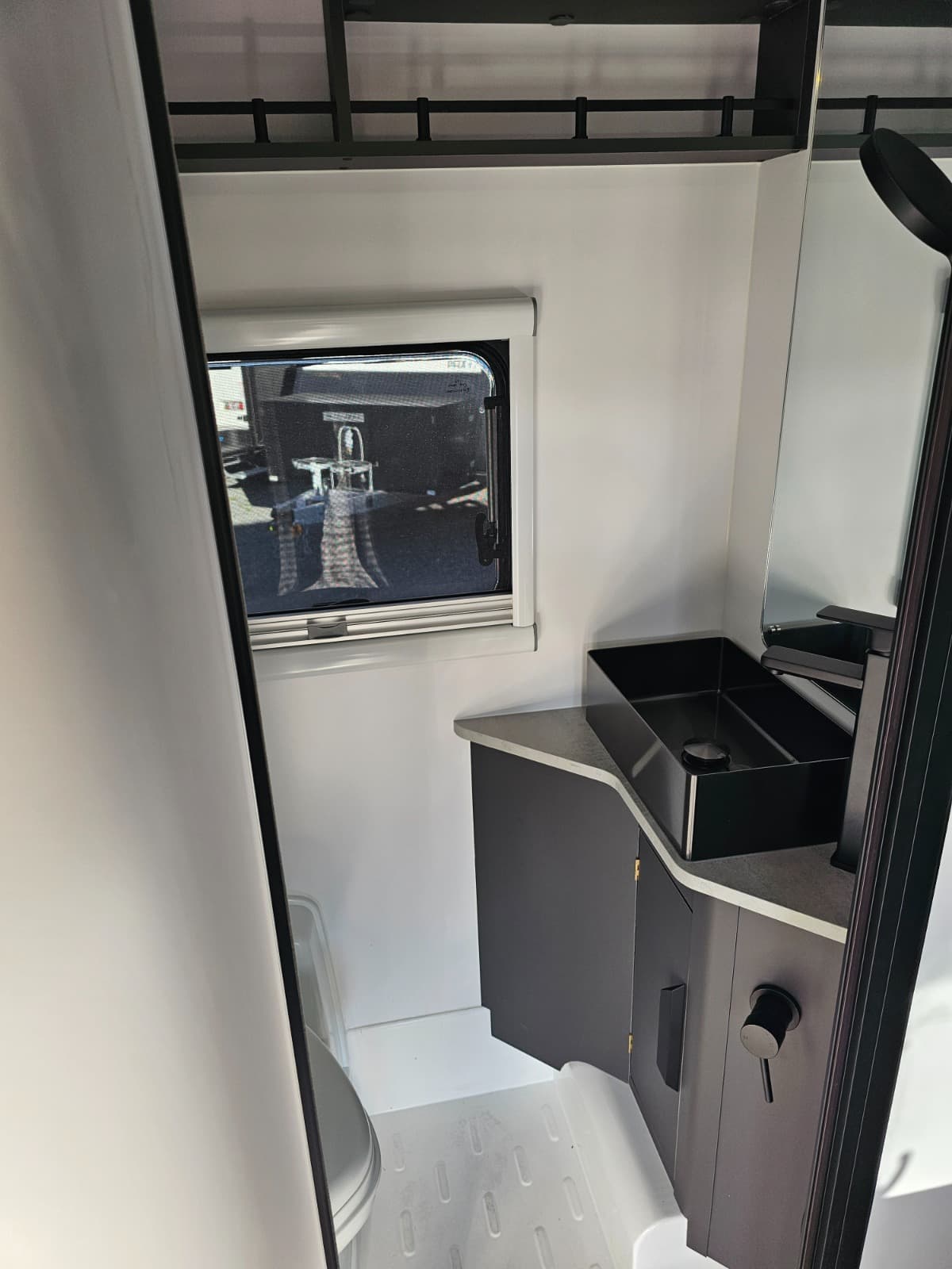2026 X Series RV X Terra / 5.8m (19ft) image 8